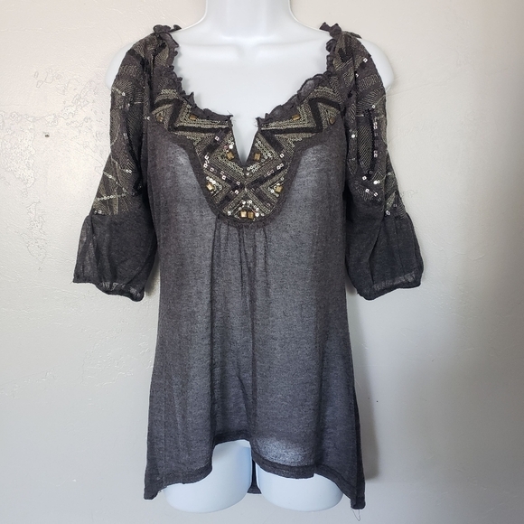 Bohme Small Charcoal Grey Cold Shoulder Blouse V-neck Sequin Embellishments Top - Picture 1 of 10